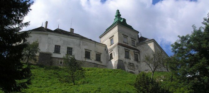 Олеський замок Олеський замок